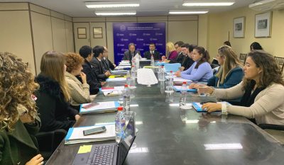 Autoridades migratorias reciben reconocimiento en sesión de la Comisión Nacional para Apátridas y Refugiados (CONARE)