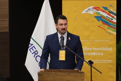 CSM – FEM MERCOSUR: Seminario en Paraguay aboga por la libre movilidad de personas en la región