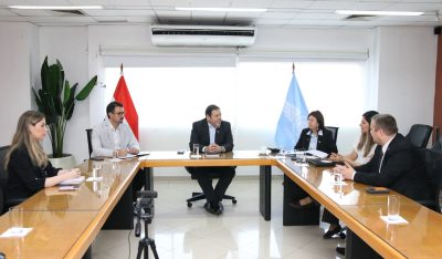 Coordinan acciones para optimizar la facilitación y seguridad aeroportuaria