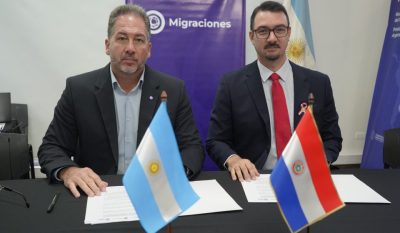 Paraguay y Argentina fortalecen la cooperación migratoria con firma de protocolo para controles fronterizos integrados