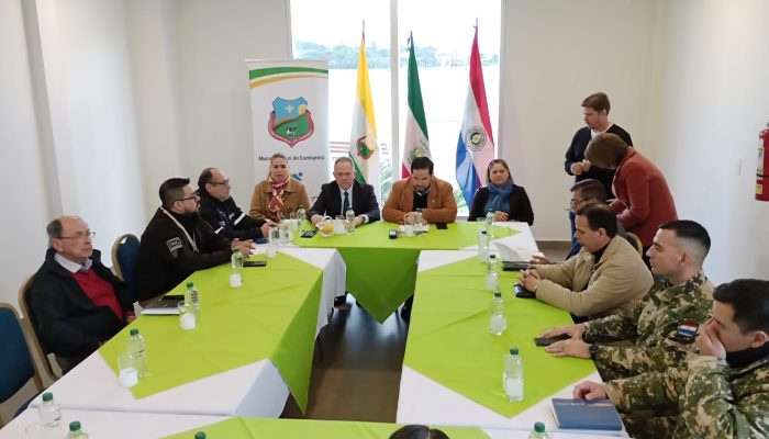 La_DNM_colaborara_con_el_plan_de_mejoramiento_del_paso_fronterizo_Puerto_Campichuelo_PY_y_Candelaria_ARG