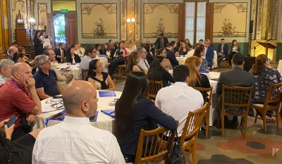 La evolución de la política migratoria nacional fue presentada en conversatorio sobre migración y protección social