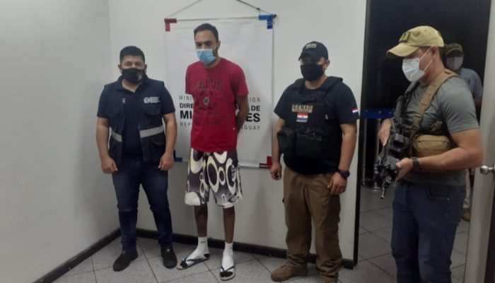 Expulsion_de_Rodrigo_Braga_-_allanamiento_Senad_Sanber_15-02-21_2