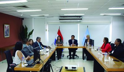 Organismos de seguridad aeroportuaria y turismo analizan incorporación de nuevas frecuencias y servicios de la aerolínea Avianca