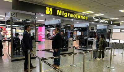 Sistema de agilización de ingreso de pasajeros en marcha