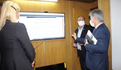 Ministro del Interior visita la sede central de Migraciones y enfatiza que se priorizará la gestión por resultados