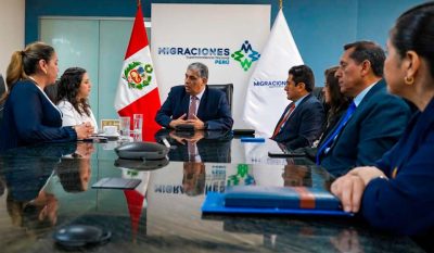Representantes de Migraciones Paraguay exploran el modelo de digitalización de Migraciones Perú