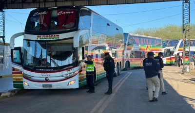 En operativo de control y seguridad migratoria registran nueve inadmisiones de hinchas argentinos