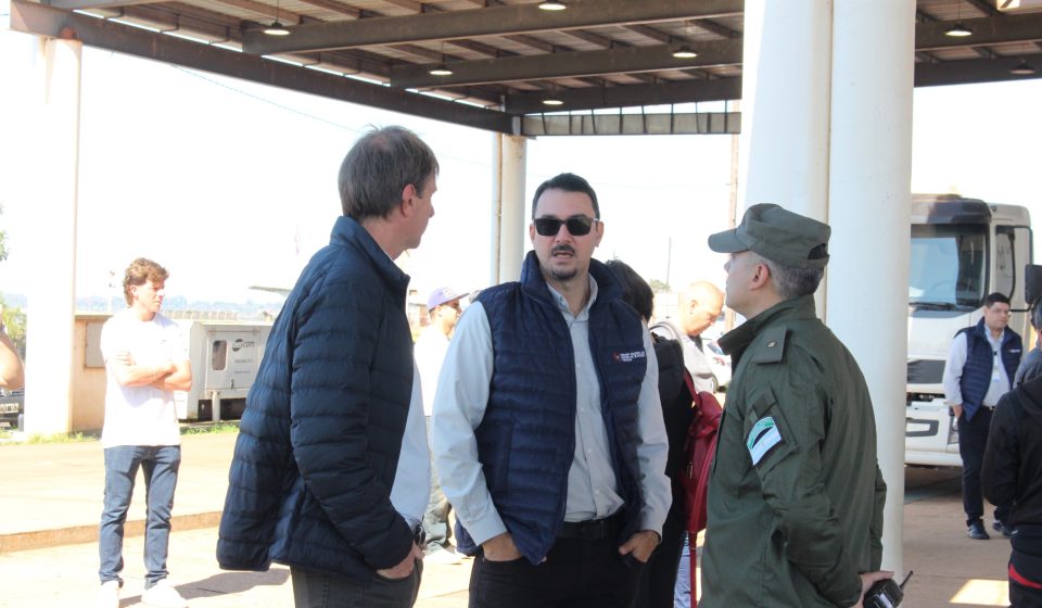 Paraguay y Argentina supervisan funcionamiento del control unificado en frontera Posadas - Encarnación (1)
