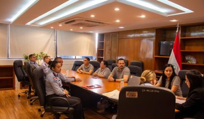 Migraciones e Identificaciones coordinan acciones para optimizar la documentación de ciudadanos extranjeros